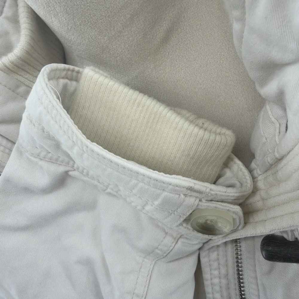 Vintage 2000s Woman's Cream Abercrombie &‎ Fitch Toggle Y2K Jacket Coat Medium